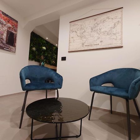 Don Turi - Charming Room Giardini-Naxos Buitenkant foto