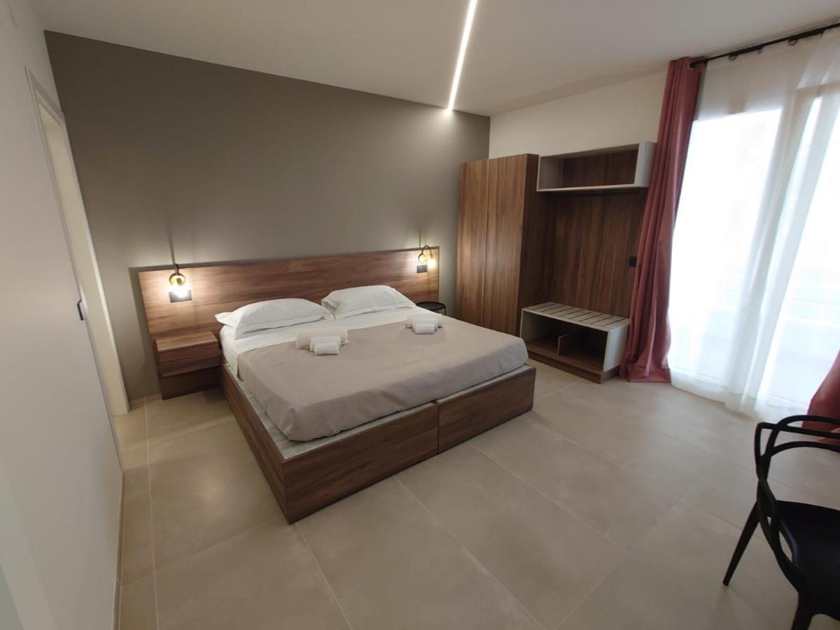 Don Turi - Charming Room Giardini-Naxos Buitenkant foto